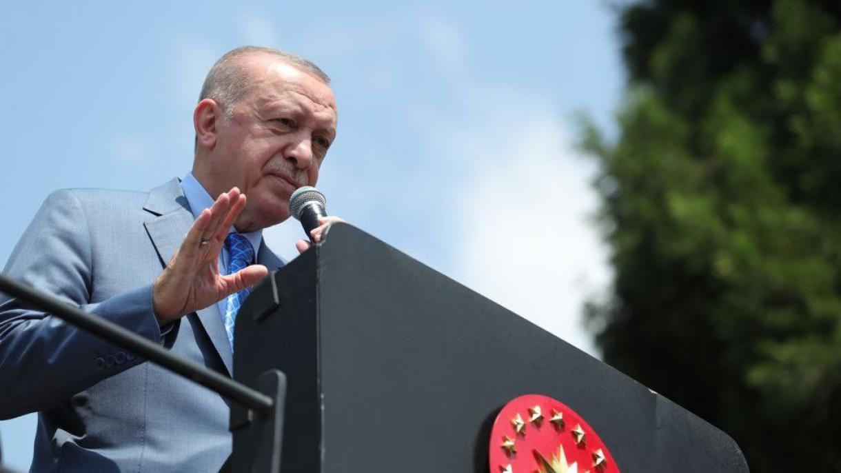 Erdogan: "Türkiýe tertipsiz göçe garşy göreşde ýalňyz galdy" diýdi