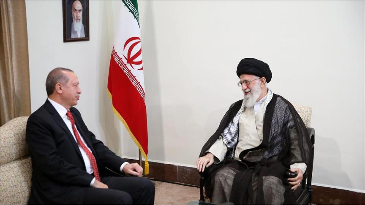 تاکید رهبر ایران بر افزایش همکاری میان این کشور و ترکیه