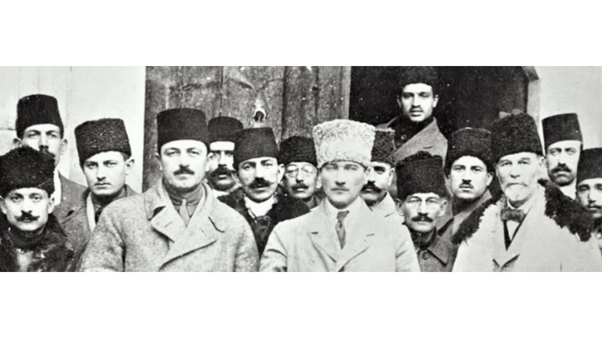 27 de diciembre de 1919: Mustafá Kemal Atatürk en Ankara