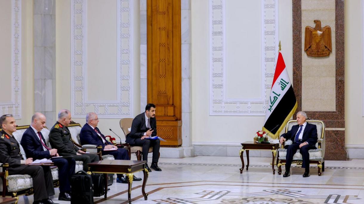 وزیر دفاع عراق میں ،صدر اور وزیراعظم سے ملاقات