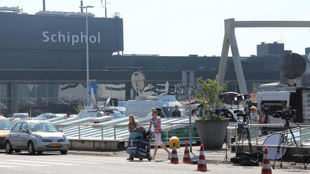 Hollandiyada aeroportında terror söräne