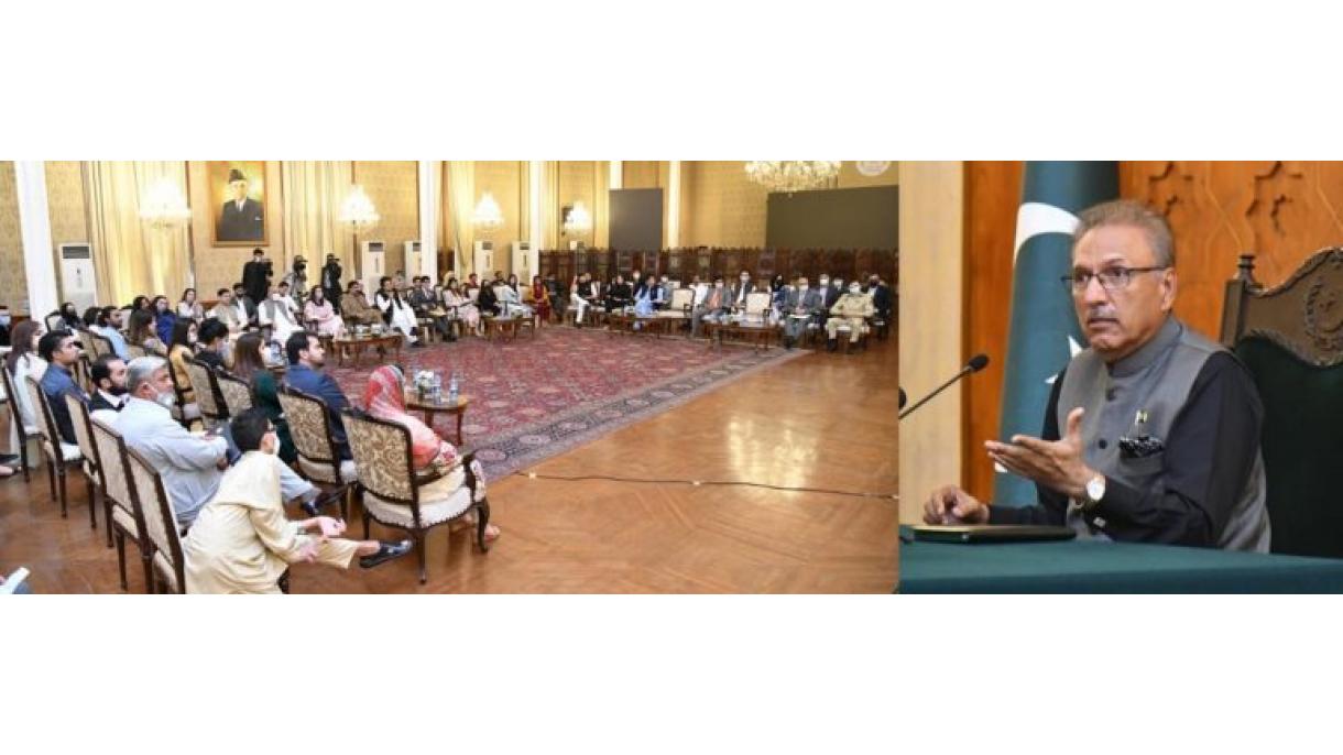 پاکستان کی سماجی و اقتصادی ترقی کے لئے نوجوانوں کی صلاحیتوں کو بروئے کار لانے کی ضرورت ہے: صدر علوی
