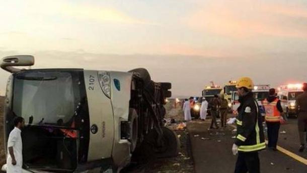 سعودی عرب میں بس اور ٹرک میں تصادم ، 15 افراد ہلاک60 زخمی