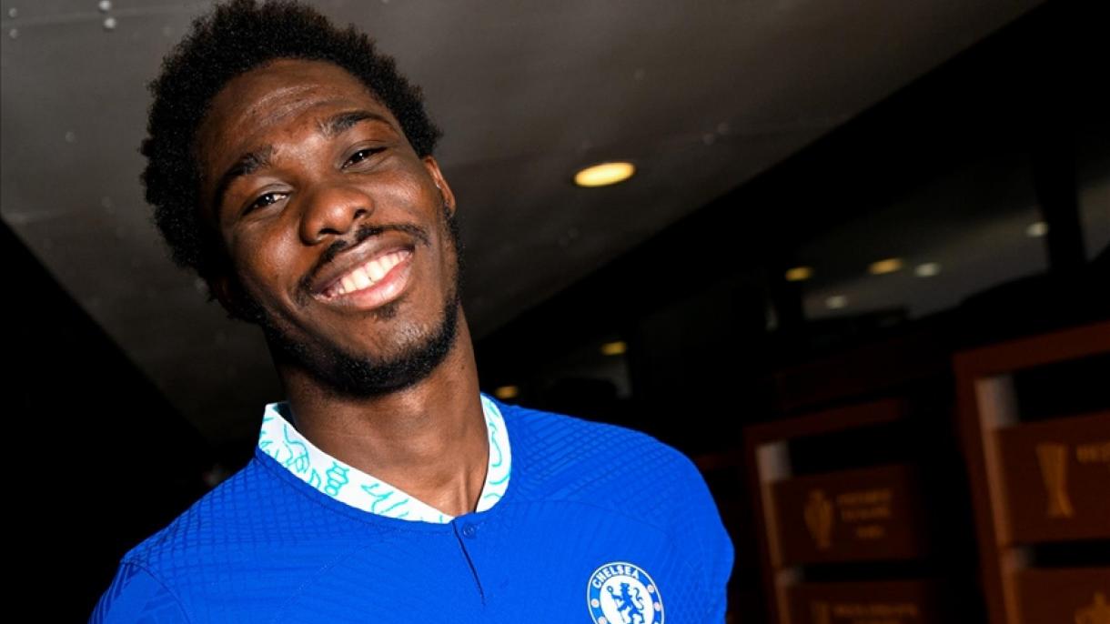 El Chelsea ficha al delantero marfileño David Datro Fofana