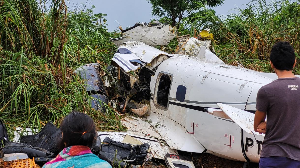 برازیل: طیارہ گر گیا، 14 افراد ہلاک
