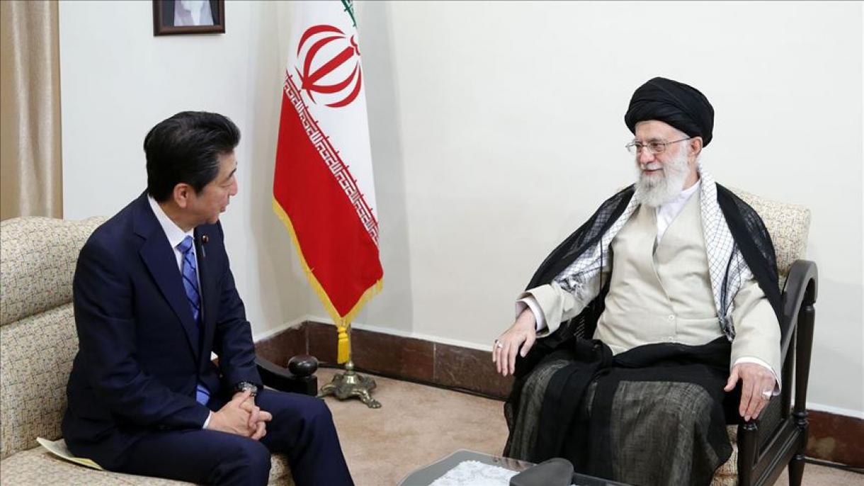 دیدار و گفتگوی شینزو آبه با رهبر ایران در تهران