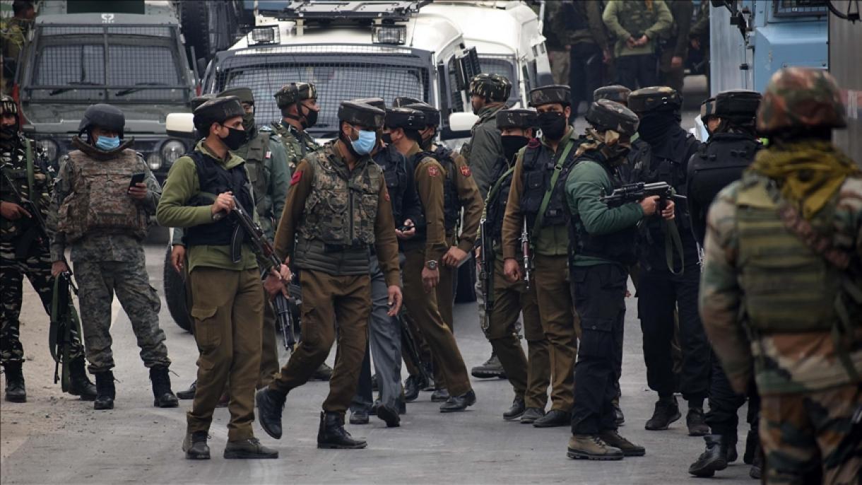 Índia aumenta medidas de segurança em Caxemira após a morte do líder político Syed Ali Geelani