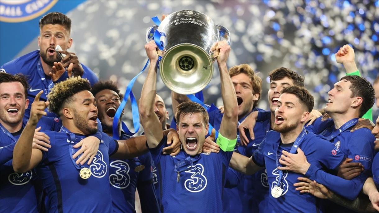 Que equipas venceram a UEFA Europa League e a Taça UEFA?