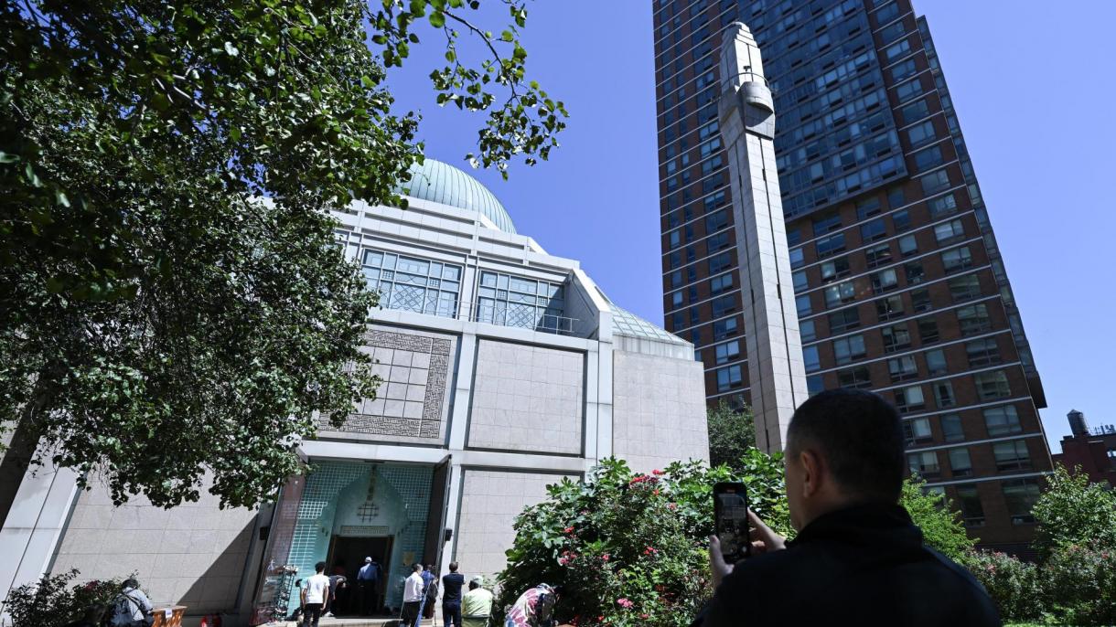 En Nueva York, por primera vez, se emite el sonido de adhan desde las mezquitas hacia el exterior