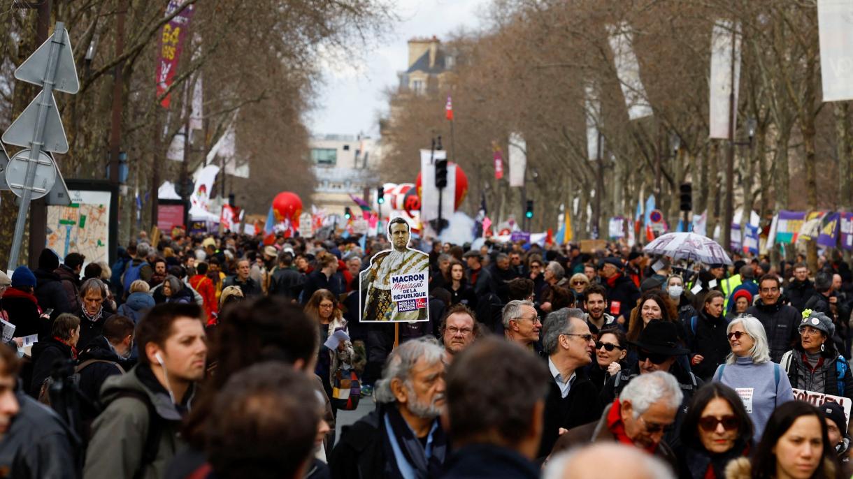 A francia szenátus elfogadta a vitatott nyugdíjreformot