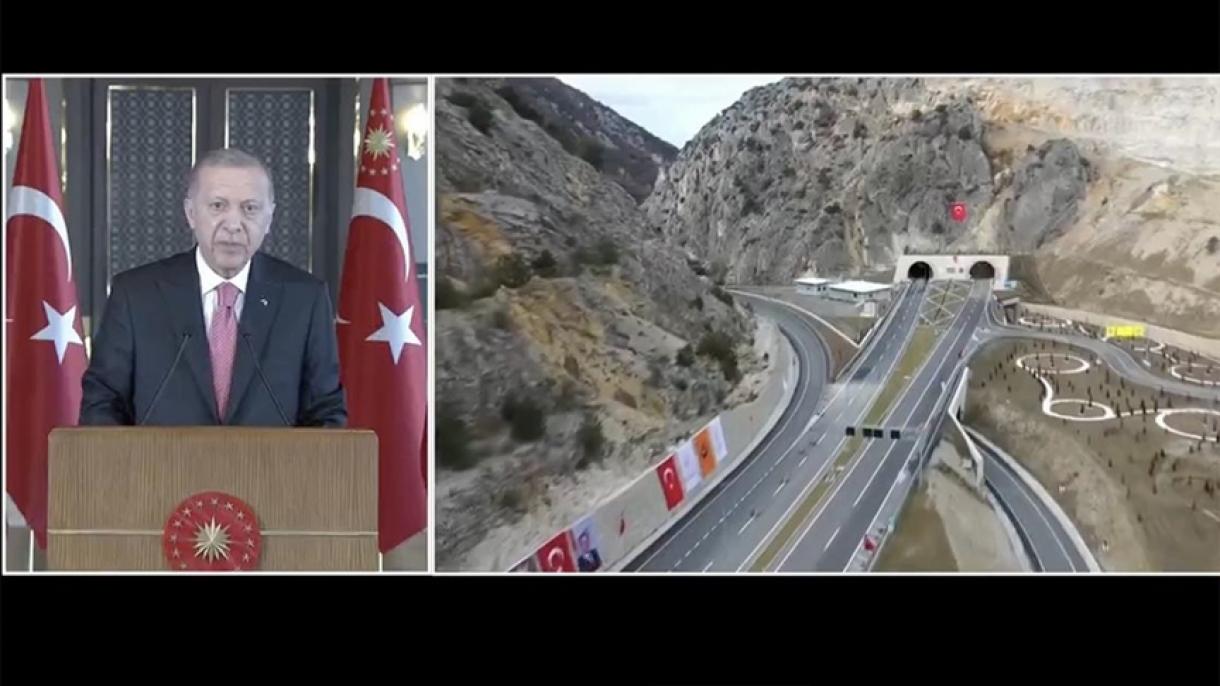 Эрдоган Амасья Бадал туннелинин ачылыш аземине катышты