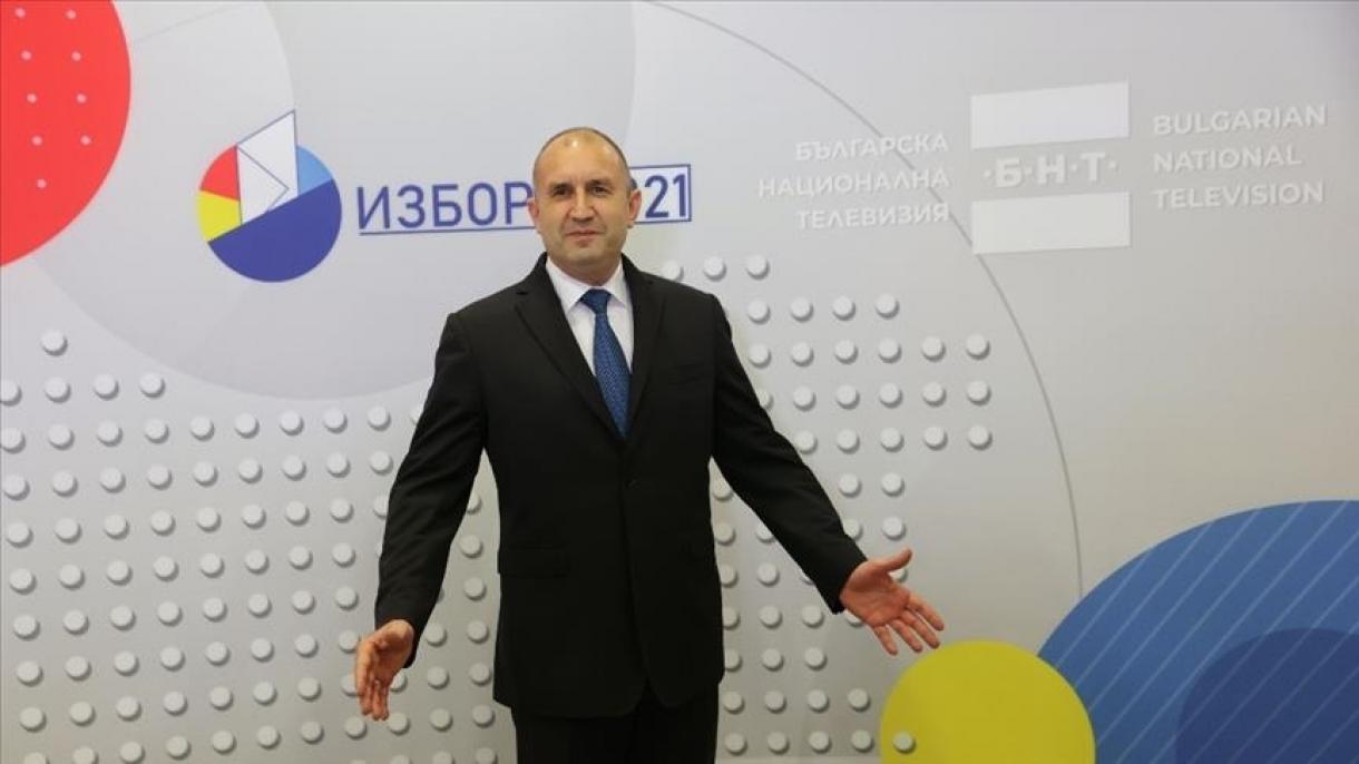 بلغاریہ کے انتخابات، موجودہ صدر رادیف جیت گئے