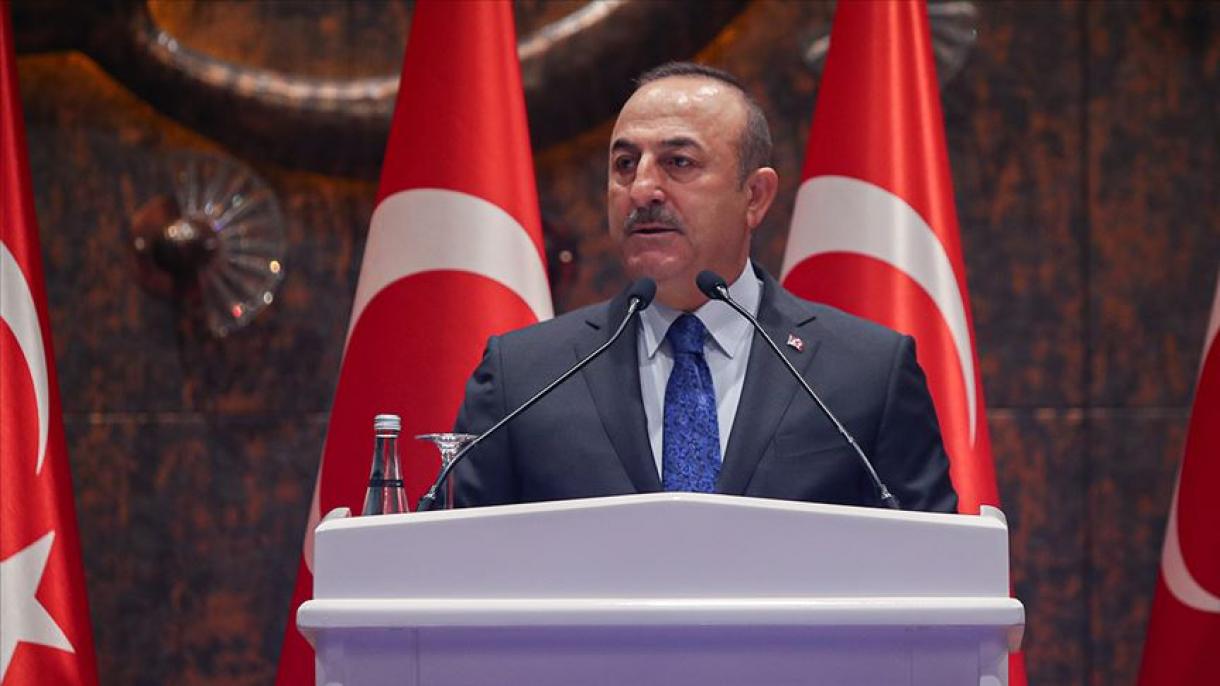 Çavuşoğlu: "Es hora de abrir una nueva página en el proceso de adhesión de Turquía a la UE"