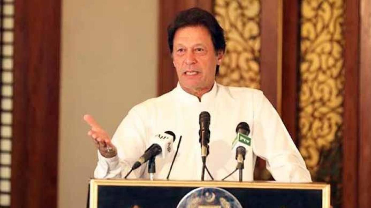 پاکستان، افغانستان میں امن اور مصالحت کیلئے سیاسی حل کا حامی ہے: عمران خان