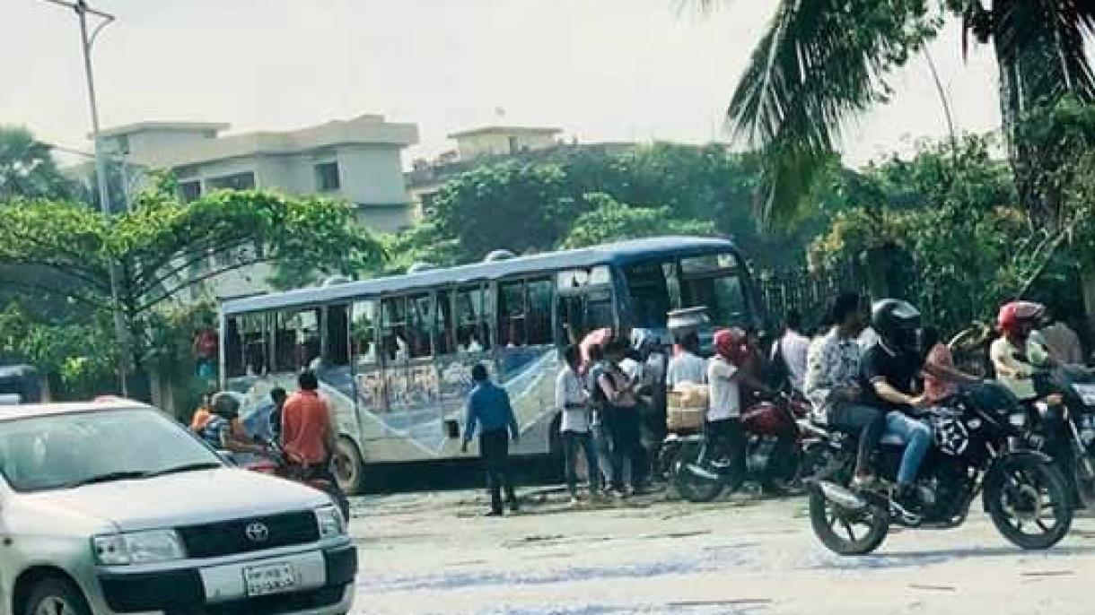 بنگلہ دیش: ایک اور طالبعلم ٹریفک حادثے کی نذر ہو گیا، مظاہرے دوبارہ بھڑک اٹھے