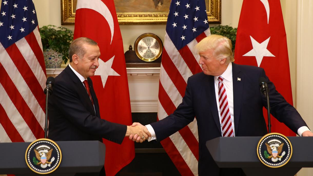 Erdogan e Trump prometem reforçar relações
