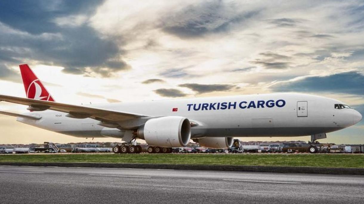 土耳其航空货运情人节工作繁忙