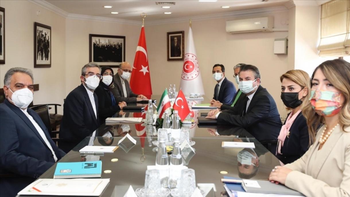 مذاکرات هیئت‌های سیاسی ترکیه و ایران