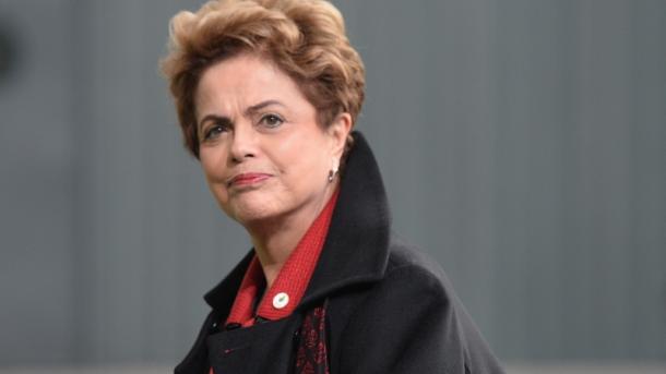 La Fiscalía pide investigar a Rousseff por el escándalo de Petrobras