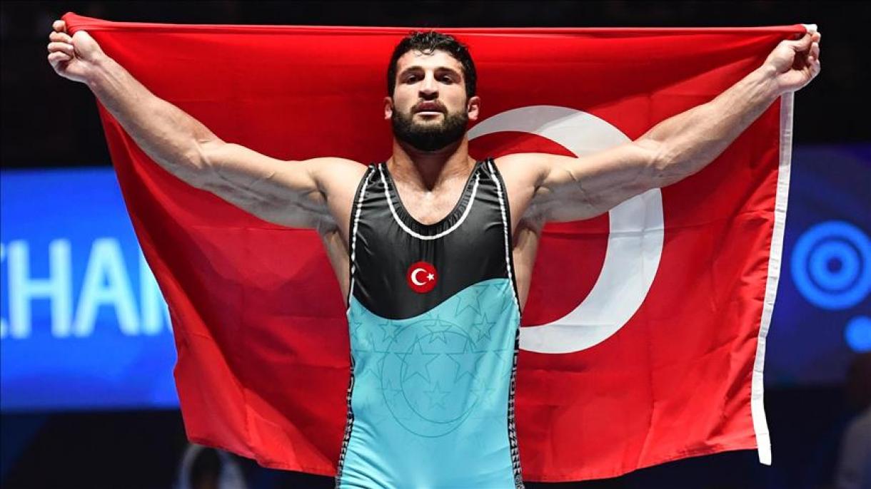 土耳其夺得欧洲摔跤锦标赛金牌