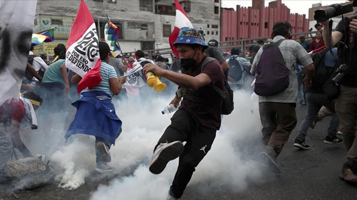 Peruda Hökümete Garşy Geçirilýän Protest Ýörişlerinde Ýogalanlaryň Sany Artdy