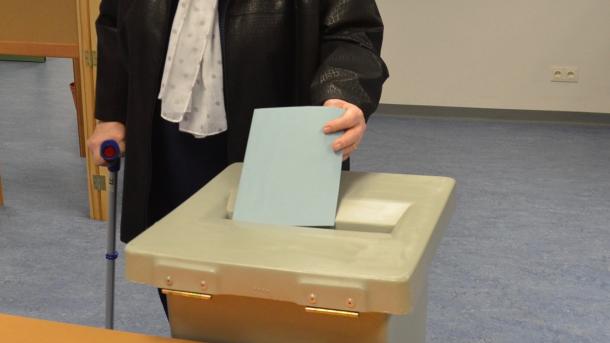 Vita kezdődött az elektronikus szavazás bevezetéséről Ausztriában