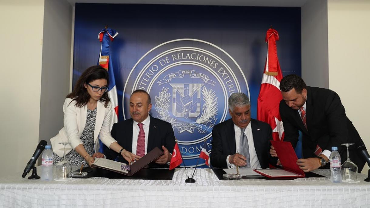 República Dominicana y Turquía firman acuerdo de cooperación en turismo