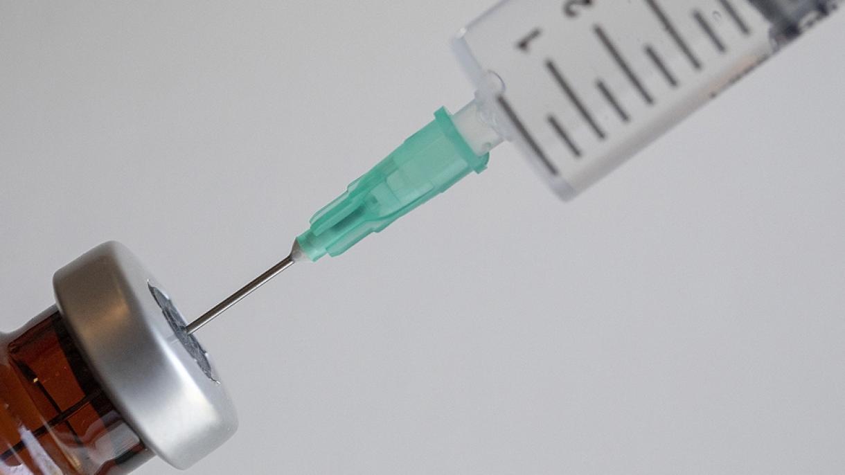 Жаңы түр коронавирус вакцинасы үчүн биринчи тестирлөө