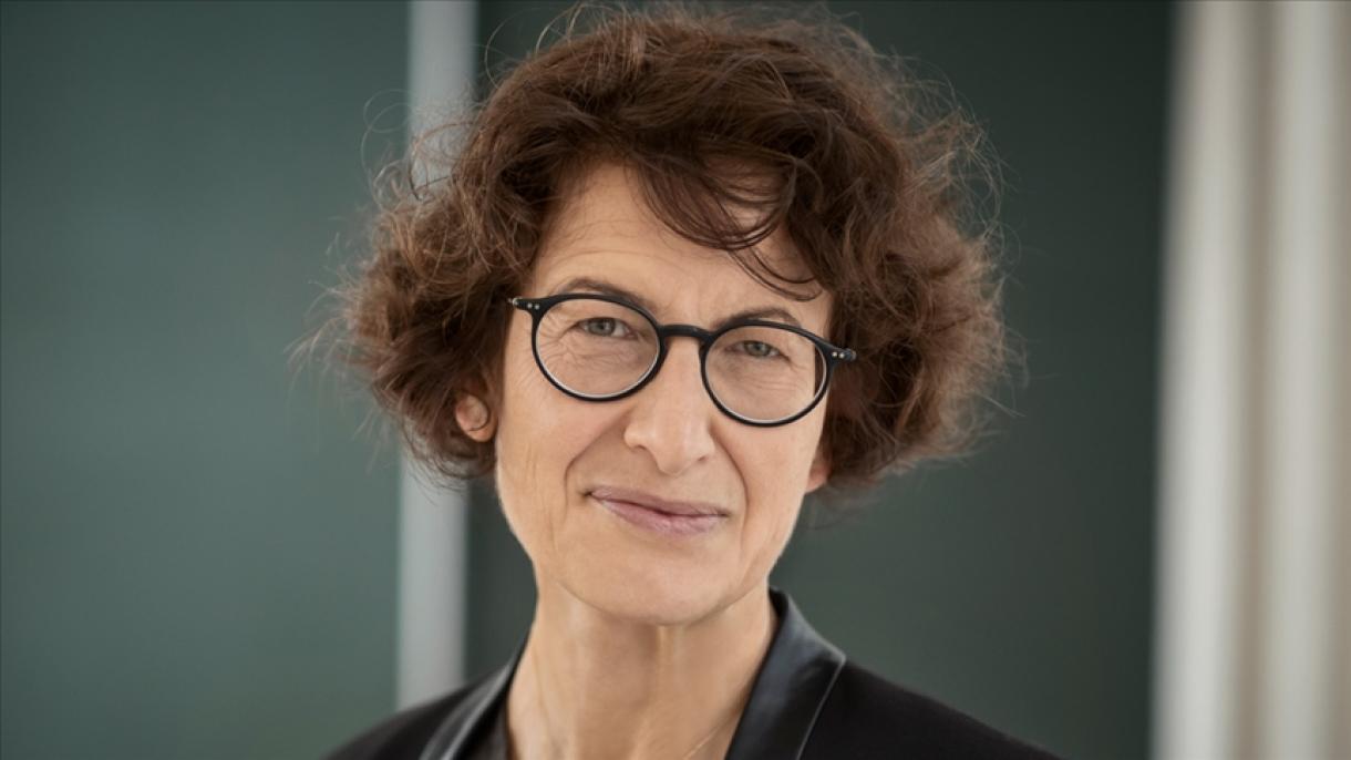 UNESCO: "Özlem Türeci é uma das maiores cientistas do mundo"