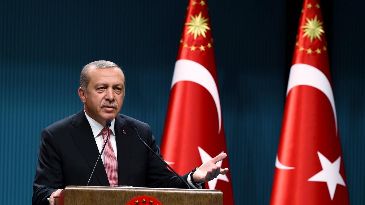 Erdoğan a avut o ıntrevedere cu tatal emirului Qatarului