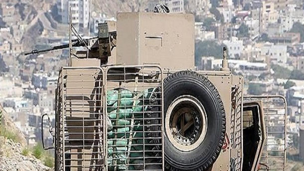 Двама войници загинаха при стрелба и взрив в Иран