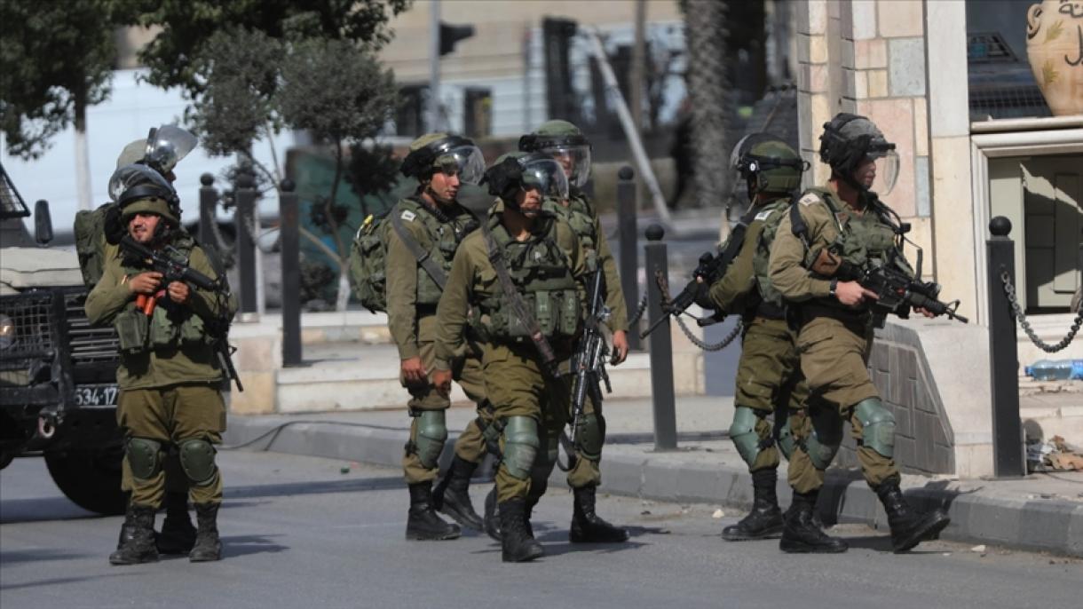 以色列士兵在约旦河西岸拘留9名巴勒斯坦人