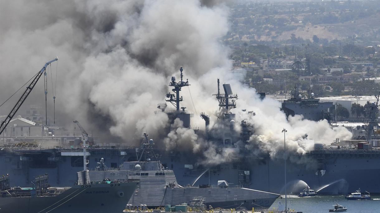 امریکی بحریہ کے جہاز پر آتشزدگی،قابو پانے کی کوششیں دوسرے روز بھی جاری
