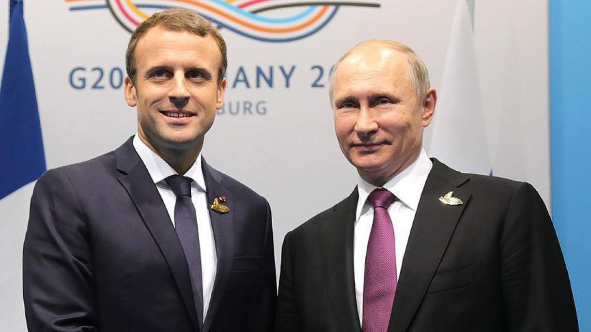 Telefonon egyeztetett Emmanuel Macron és Vlagyimir Putyin