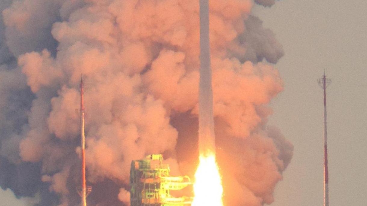 韩国成功发射首枚国产太空火箭“努里”
