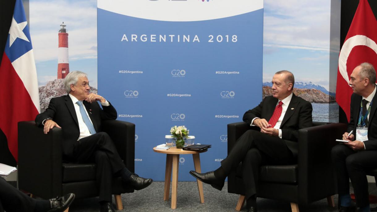 Erdogan se reúne con el presidente de Chile en Buenos Aires