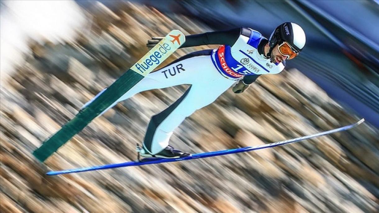 El esquiador turco se clasifica a la final de la Copa del Mundo de Saltos de Esquí