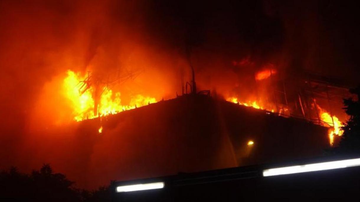 波兰一家医院发生火灾:1人死亡
