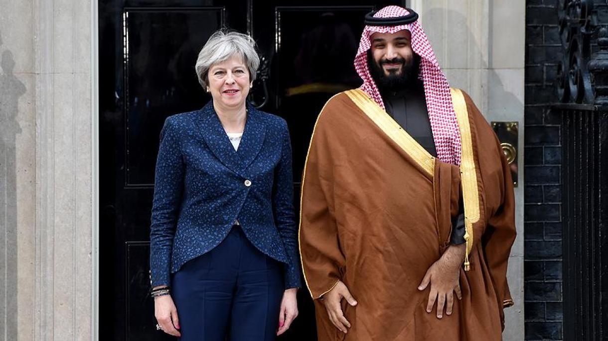 Príncipe herdeiro da Arábia Saudita Salman se encontra com Theresa May