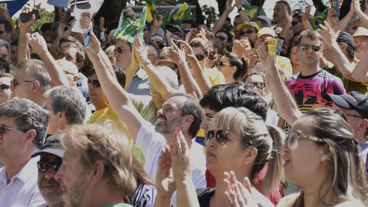 Διαδηλώσεις λόγω μέτρων λιτότητας στη Βραζιλία