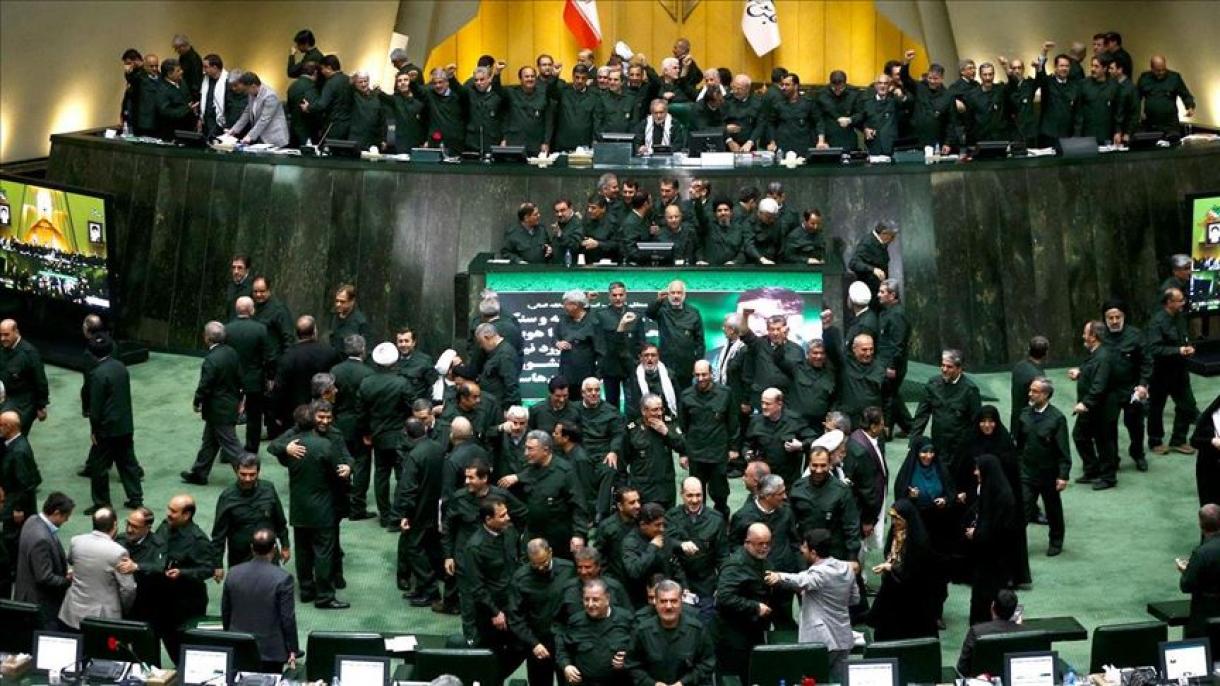 طرح تقویت جایگاه سپاه در برابر آمریکا در مجلس ایران تصویب شد