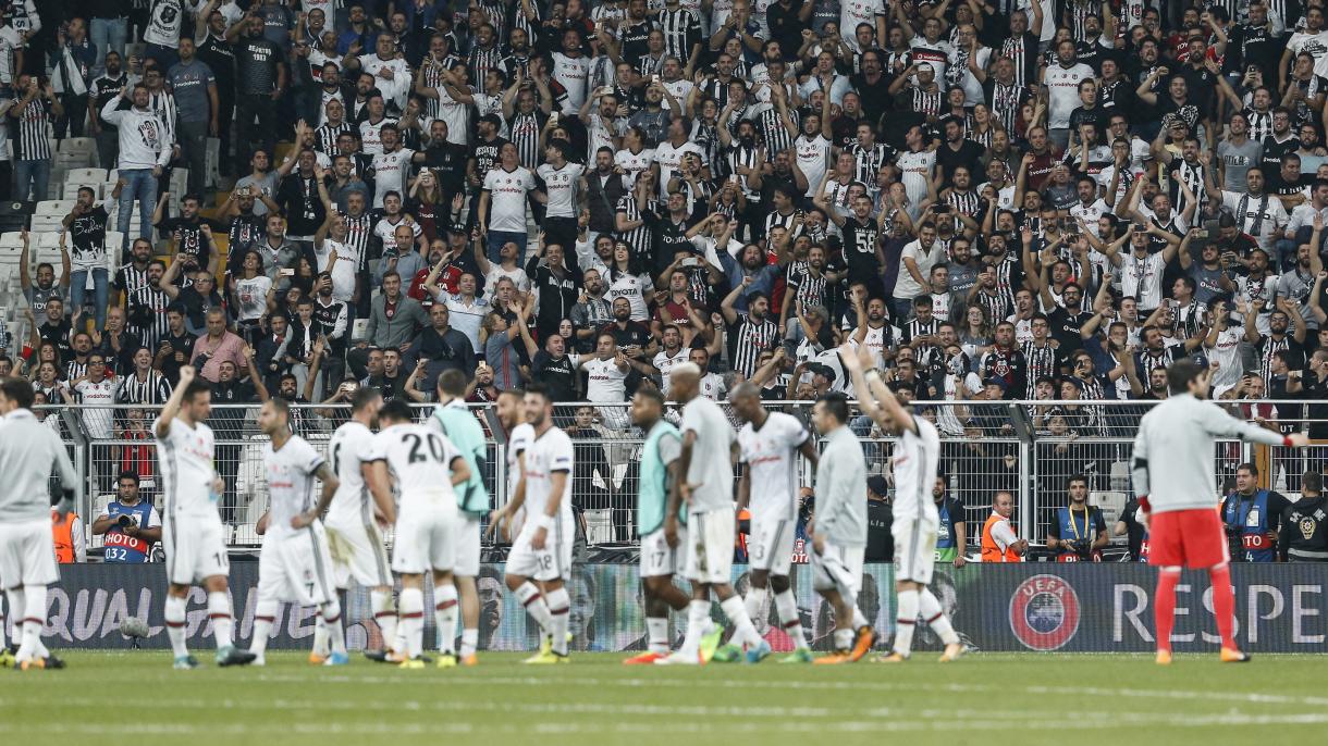 A Beşiktaş kéréssel fordult a drukkereihez