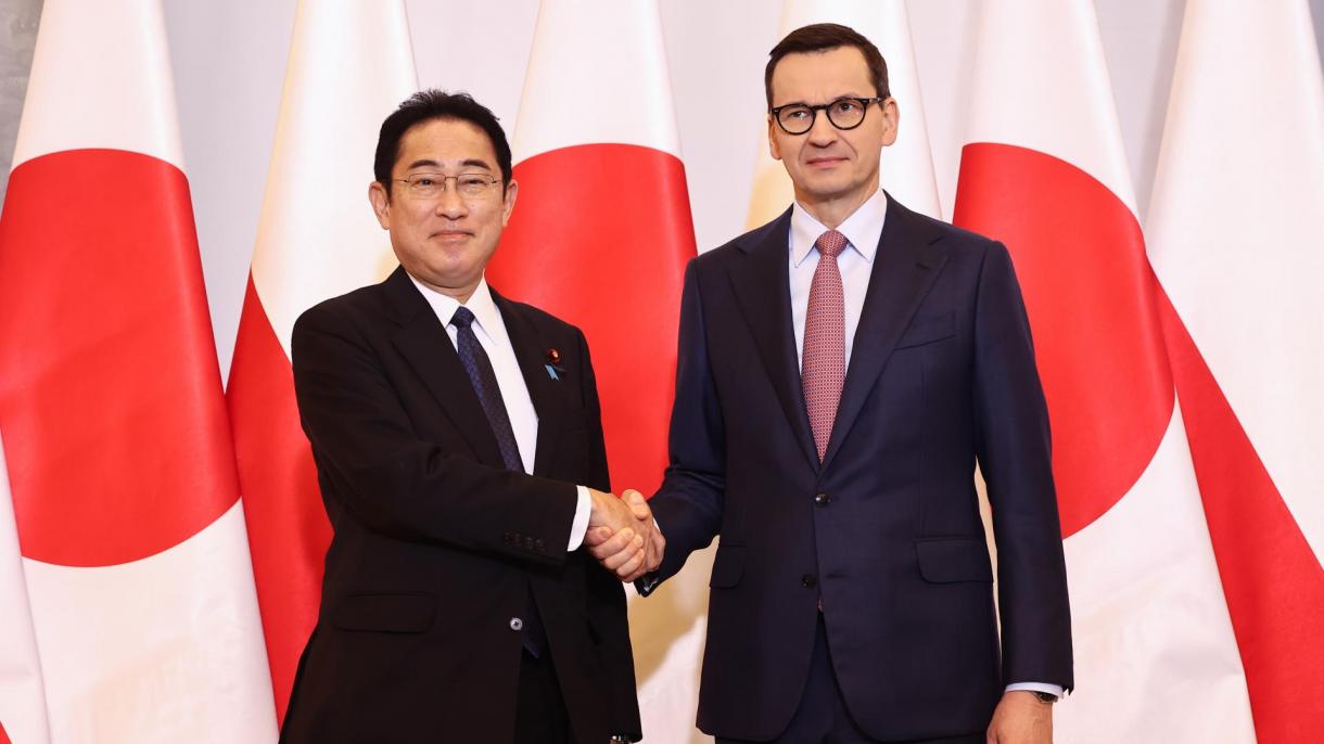 japonya fumio kishida-polonya mateusz morawiecki.jpg