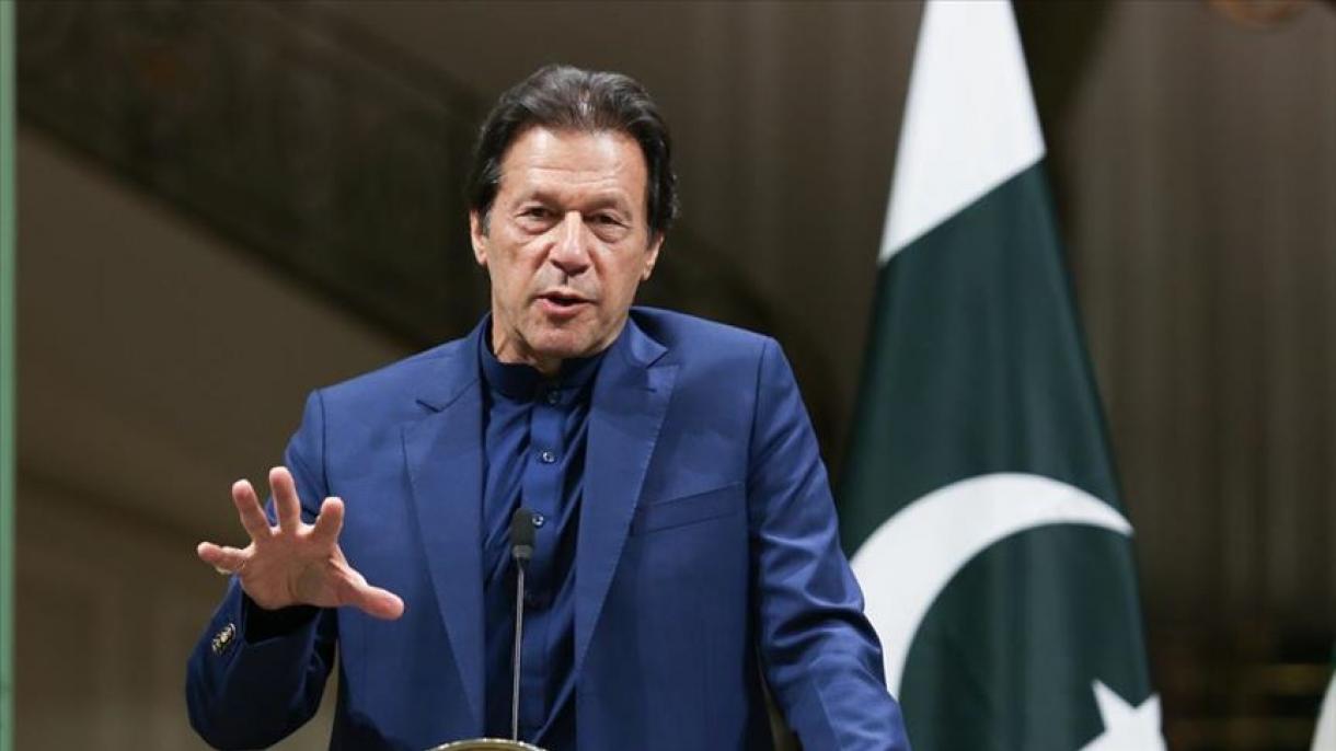 پاکستان کشمیریوں کے ساتھ ہمیشہ کندھے سے کندھا ملا کر کھڑا رہے گا: وزیراعظم عمران خان