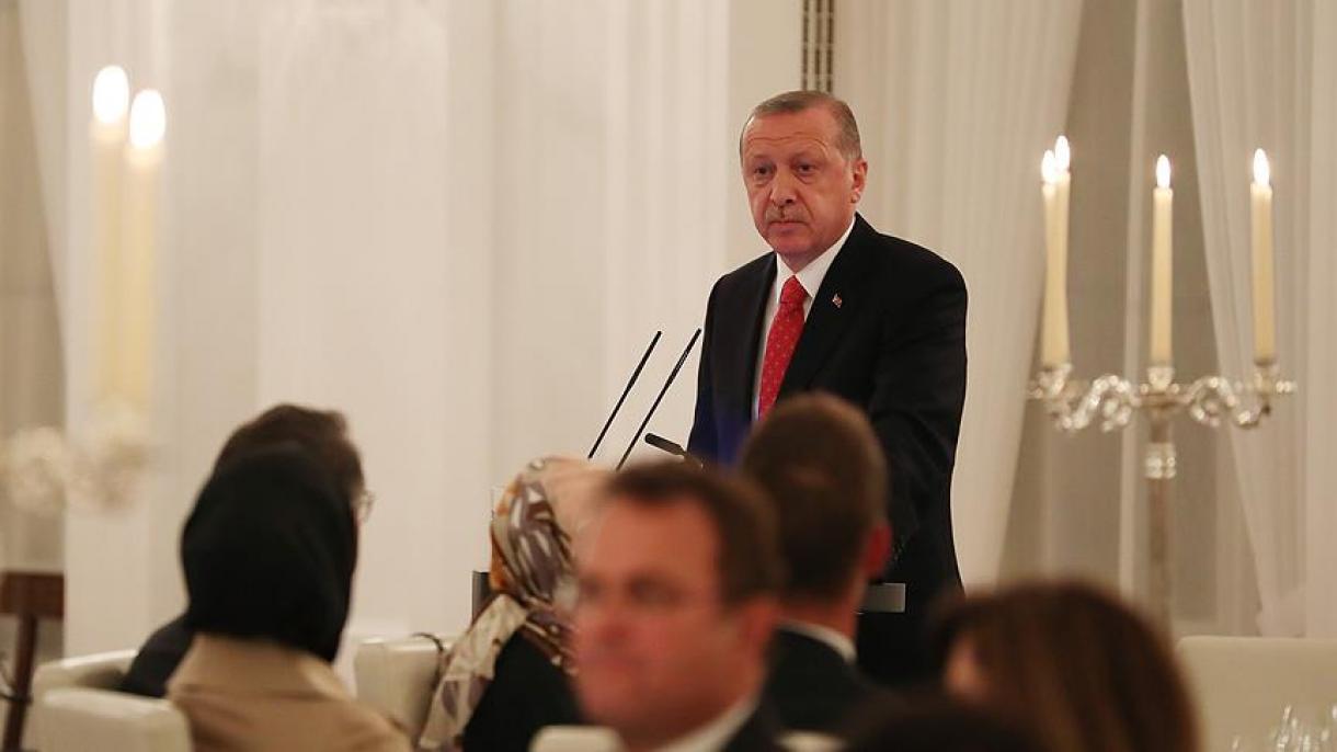 Erdogan Germaniýanyň Prezidenti Şteinmeieriň hormatyna beren agşam naharyna gatnaşdy