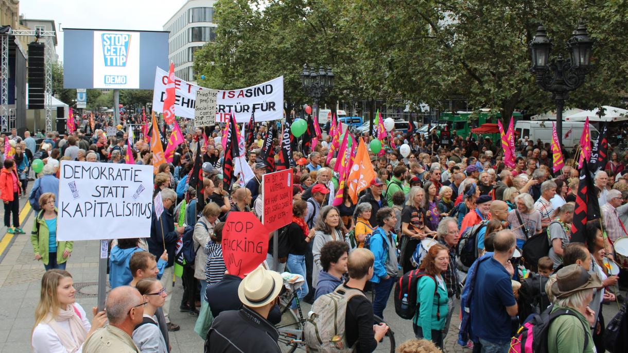 A szabad kereskedelemért tüntettek Németországban