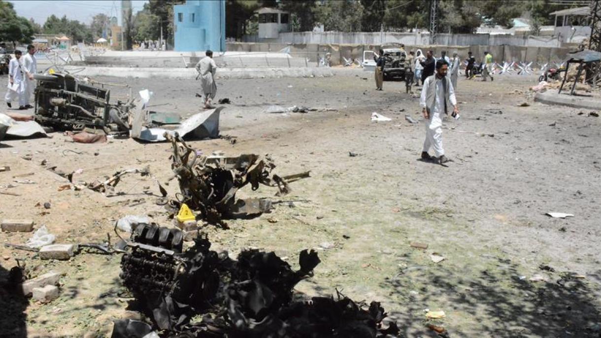 Στους 63 ανήλθαν οι νεκροί των χθεσινών βομβιστικών επιθέσεων στο Πακιστάν