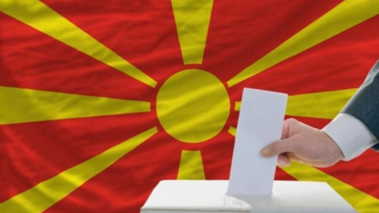 Macedóniában a belpolitikai válságra tett megoldási kísérletek jellemezték a múlt évet
