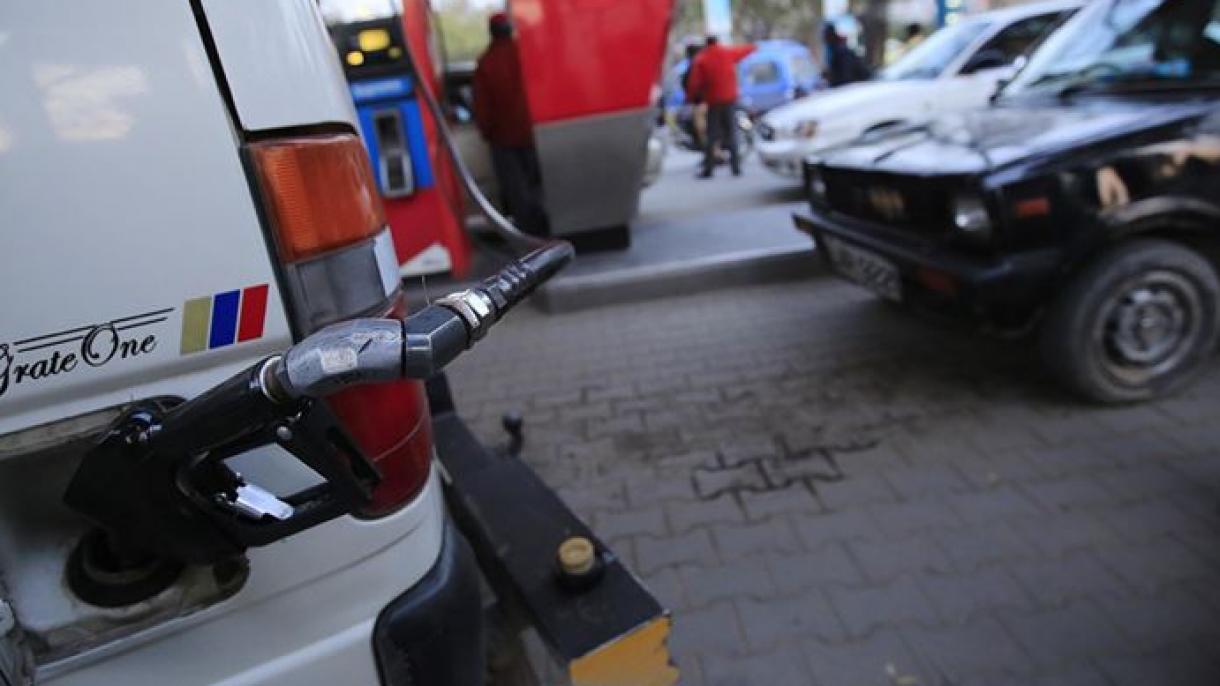 اعتصاب جایگاه‌های سوخت در لبنان تعلیق شد