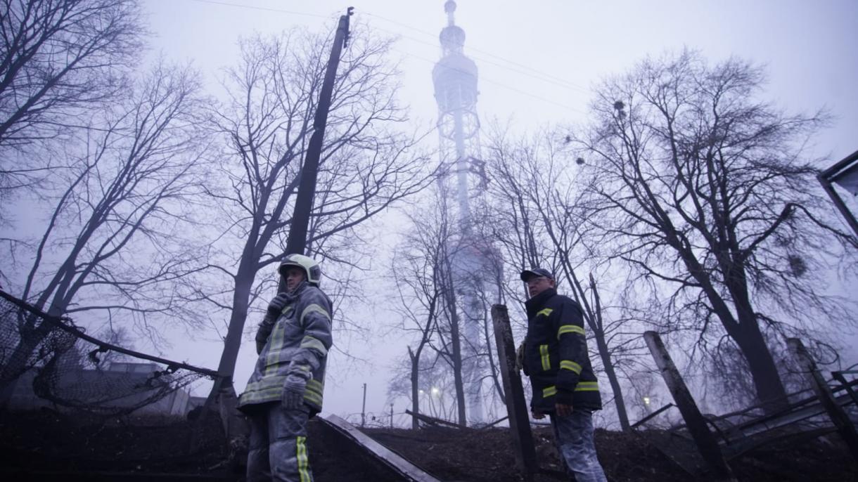 Kiev: Colpita la torre della televisione, 5 morti